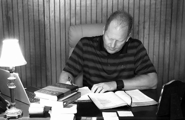 Pastor Kelly study Pastor Kelly study